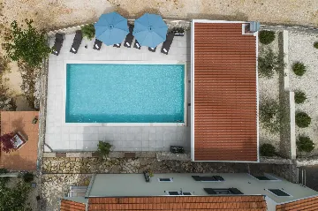 6-Bedroom Villa with Heated Pool in Glavina Donja