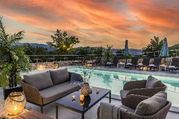 6-Bedroom Villa with Heated Pool in Glavina Donja