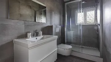 6-Bedroom Villa with Heated Pool in Glavina Donja