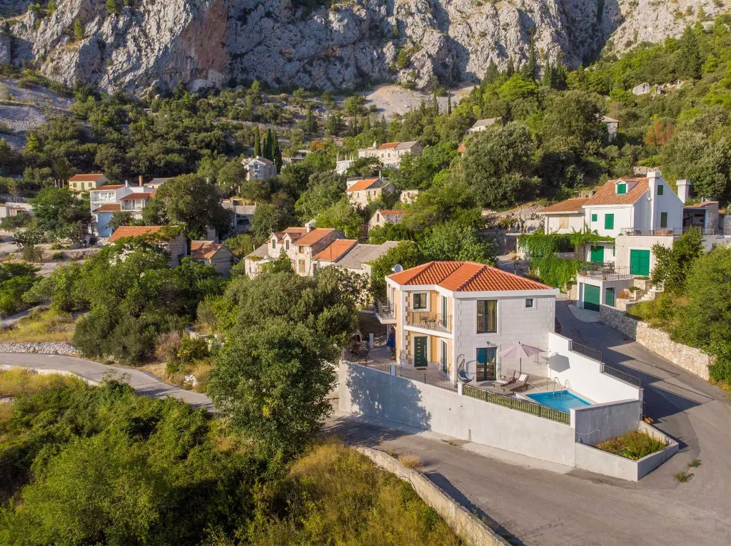 Makarska Villa with Private Pool and Sea View