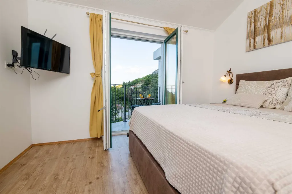 Makarska Villa with Private Pool and Sea View