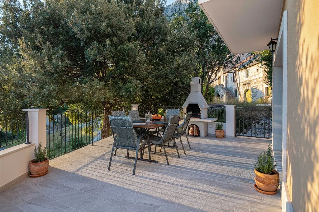 Makarska Villa with Private Pool and Sea View