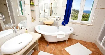 Villa with Private Pool and Sauna in Mirca, Brac