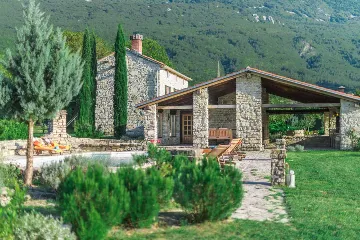3-Bedroom Villa with Private Pool in Plomin