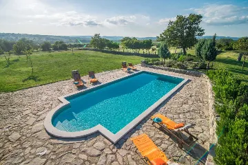 3-Bedroom Villa with Private Pool in Plomin