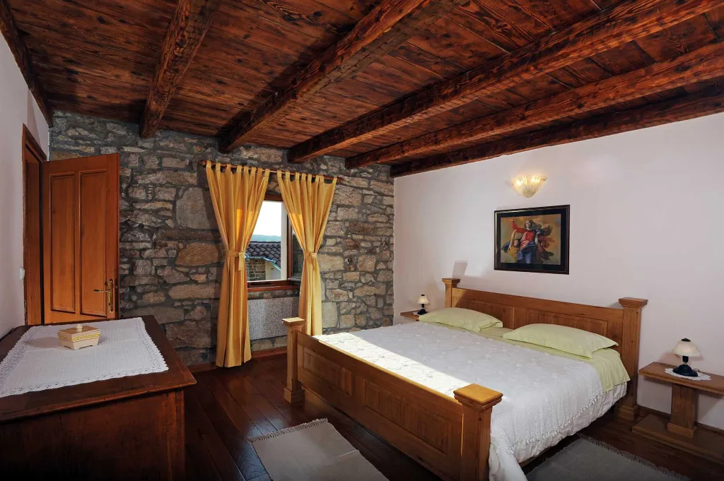 3-Bedroom Villa with Private Pool in Plomin