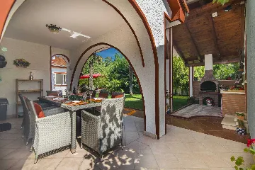 4-Bedroom Villa in Kukci, Nova Vas with Pool