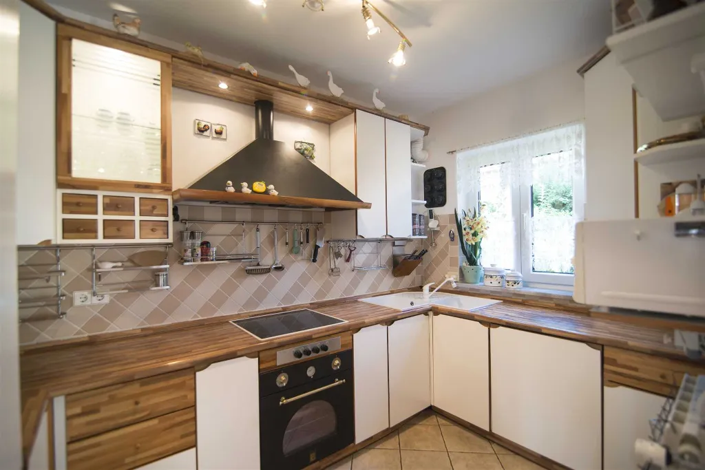 4-Bedroom Villa in Kukci, Nova Vas with Pool