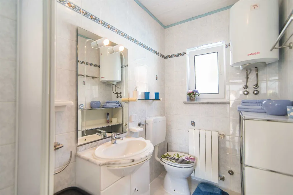 4-Bedroom Villa in Kukci, Nova Vas with Pool