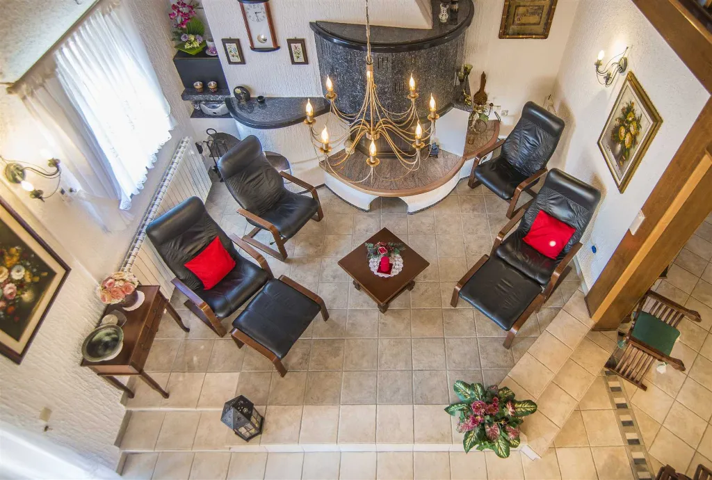 4-Bedroom Villa in Kukci, Nova Vas with Pool