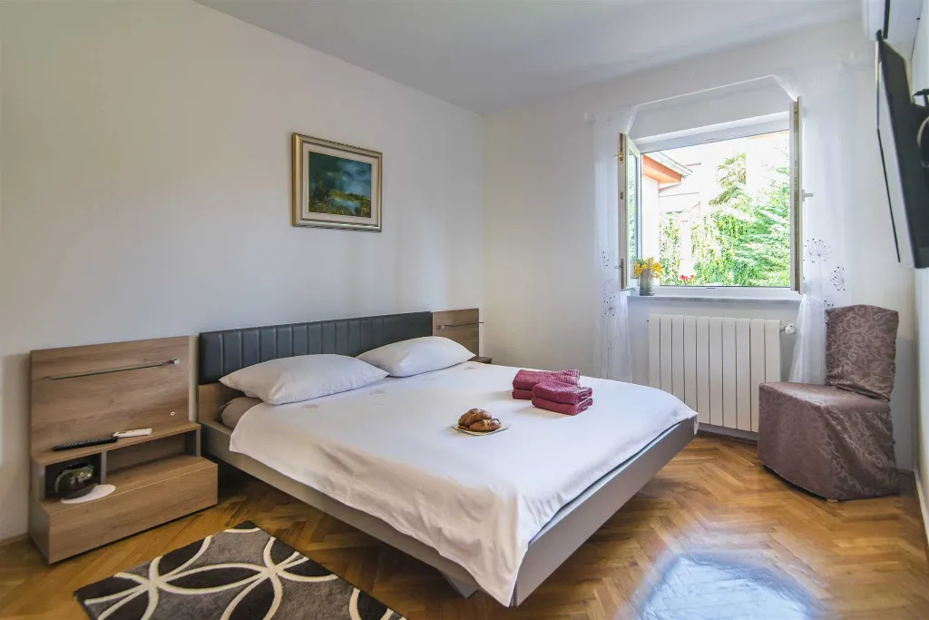4-Bedroom Villa in Kukci, Nova Vas with Pool