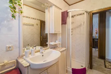 4-Bedroom Villa in Kukci, Nova Vas with Pool