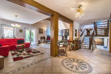 4-Bedroom Villa in Kukci, Nova Vas with Pool