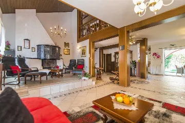 4-Bedroom Villa in Kukci, Nova Vas with Pool