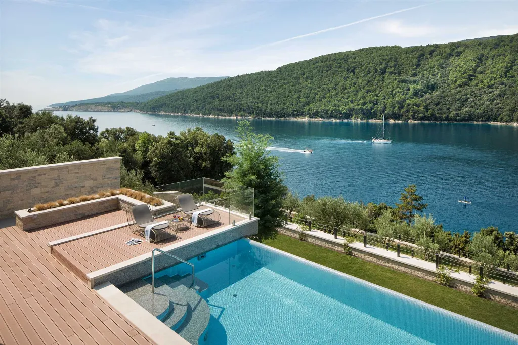 Villa in Labin for 10 Guests with Private Sea Access