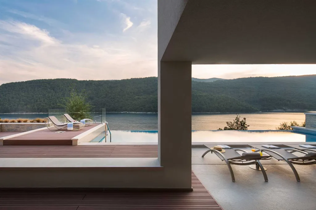 Villa in Labin for 10 Guests with Private Sea Access