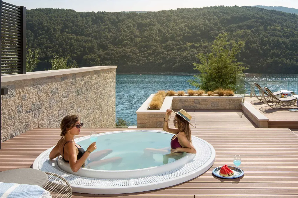 Villa in Labin for 10 Guests with Private Sea Access