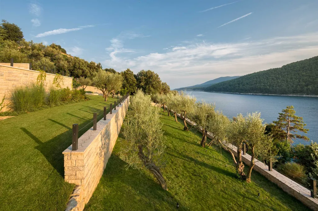 Villa in Labin for 10 Guests with Private Sea Access