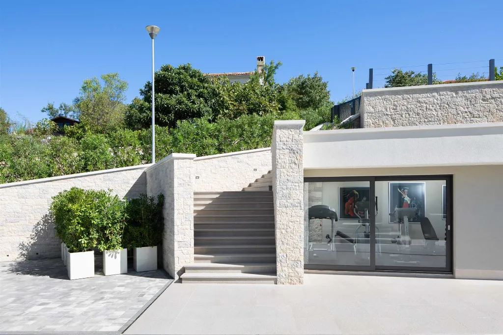Villa in Labin for 10 Guests with Private Sea Access