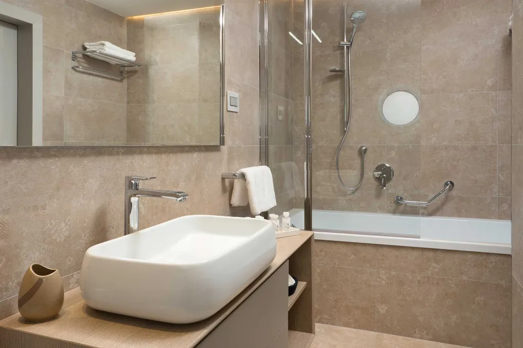Villa in Labin for 10 Guests with Private Sea Access