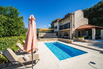 Dubrovnik 5-Bedroom Villa with Private Heated Pool