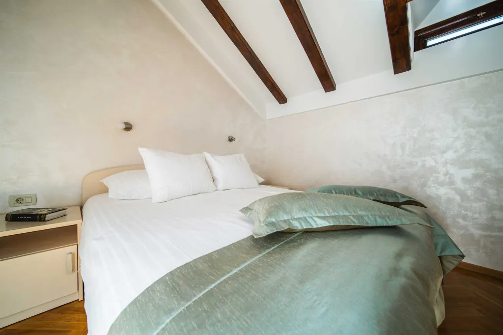 Dubrovnik 5-Bedroom Villa with Private Heated Pool
