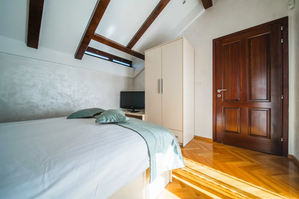 Dubrovnik 5-Bedroom Villa with Private Heated Pool