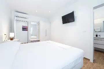 Mlini Villa for 6 Guests with Private Pool