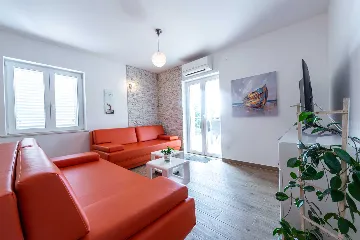 Mlini Villa for 6 Guests with Private Pool