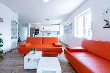 Mlini Villa for 6 Guests with Private Pool