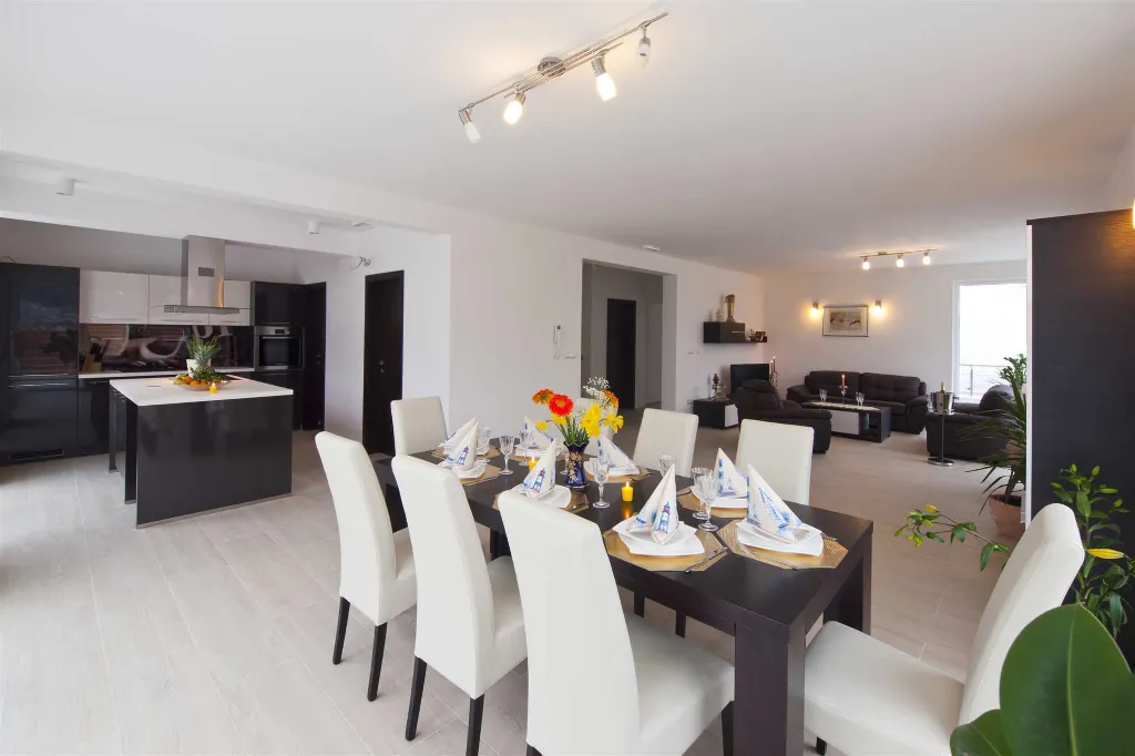 Dubrovnik 4-Bedroom Villa with Private Pool