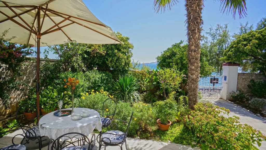 Orebić Seafront Villa with Private Pool for 8