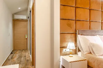 Seafront Villa with Private Pool, Sleeps 8 in Korčula