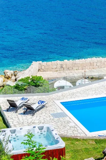 Seafront Villa with Private Pool, Sleeps 8 in Korčula