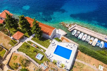 Seafront Villa with Private Pool, Sleeps 8 in Korčula