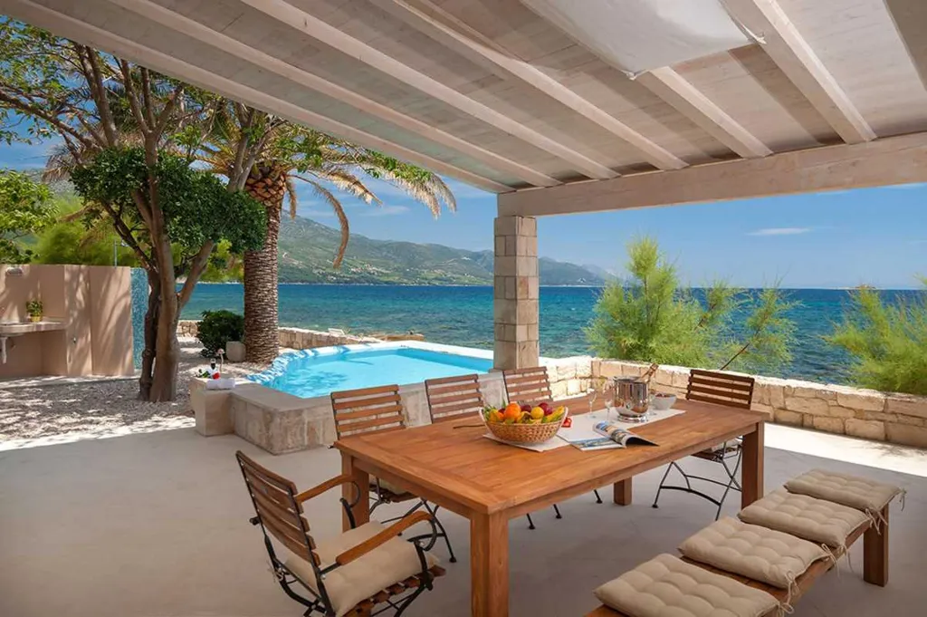 Orebić 3-Bedroom Villa with Private Saltwater Pool