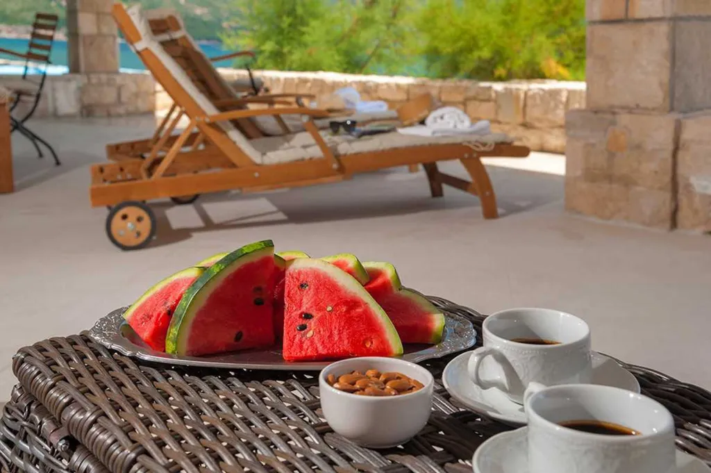 Orebić 3-Bedroom Villa with Private Saltwater Pool