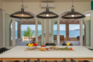 Orebić 3-Bedroom Villa with Private Saltwater Pool