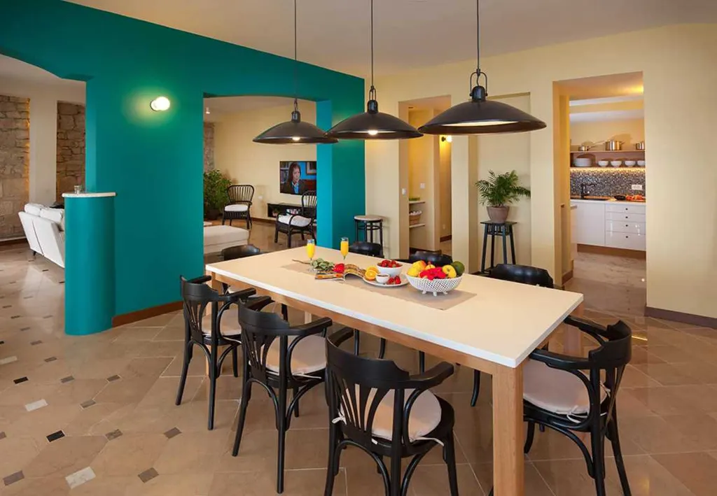 Orebić 3-Bedroom Villa with Private Saltwater Pool