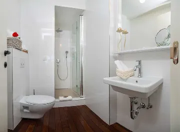 Orebić 3-Bedroom Villa with Private Saltwater Pool