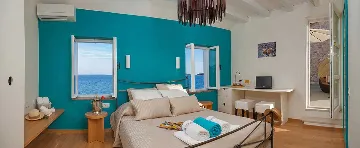 Orebić 3-Bedroom Villa with Private Saltwater Pool