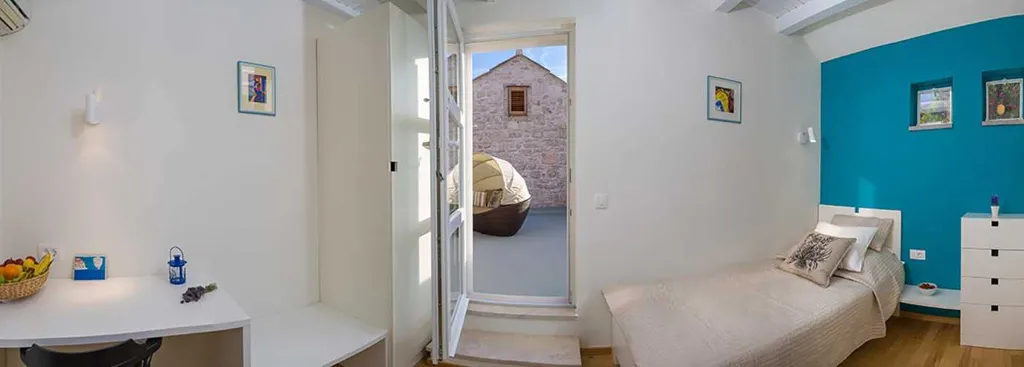 Orebić 3-Bedroom Villa with Private Saltwater Pool