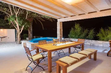 Orebić 3-Bedroom Villa with Private Saltwater Pool