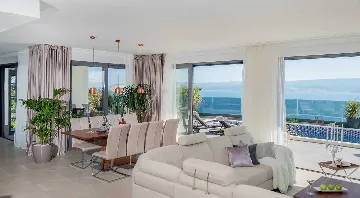 Stanići Villa for 8+2 Guests with Pool & Jacuzzi