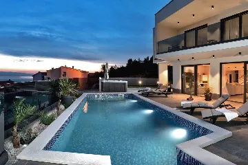 Stanići Villa for 8+2 Guests with Pool & Jacuzzi
