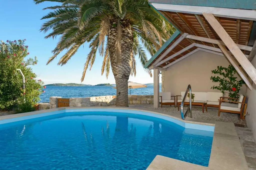 Beachfront Villa in Orebić with Saltwater Pool