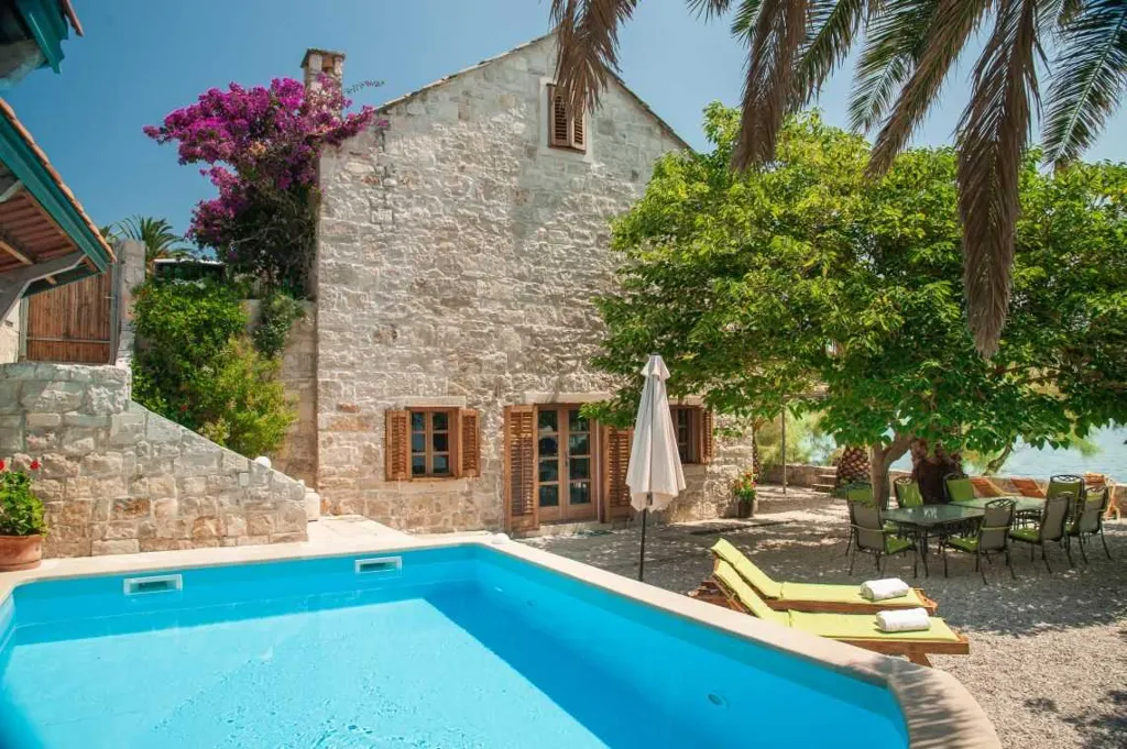 Beachfront Villa in Orebić with Saltwater Pool
