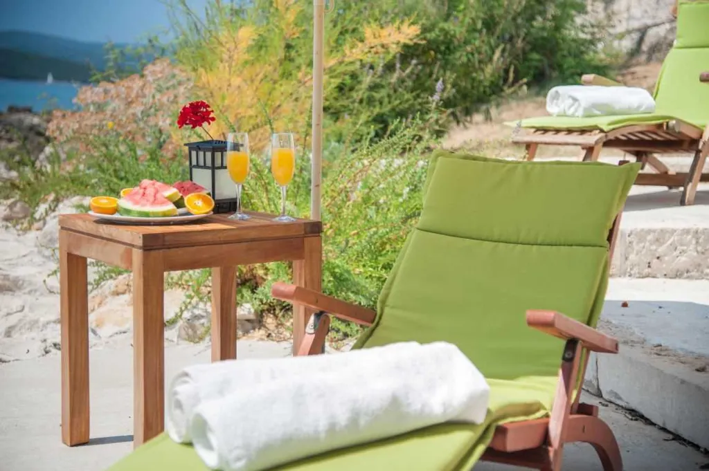 Beachfront Villa in Orebić with Saltwater Pool