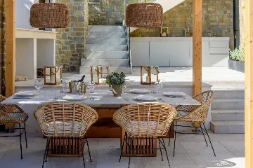 Seafront Villa with Private Heated Pool (8 Guests)