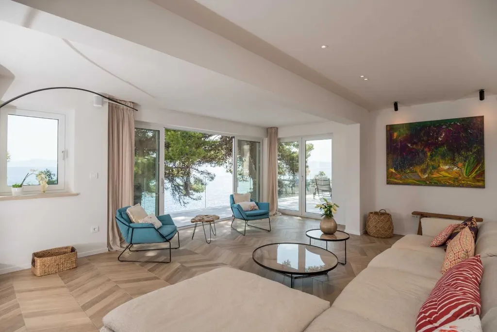 Seaside Villa in Selca, Brac for 14 Guests